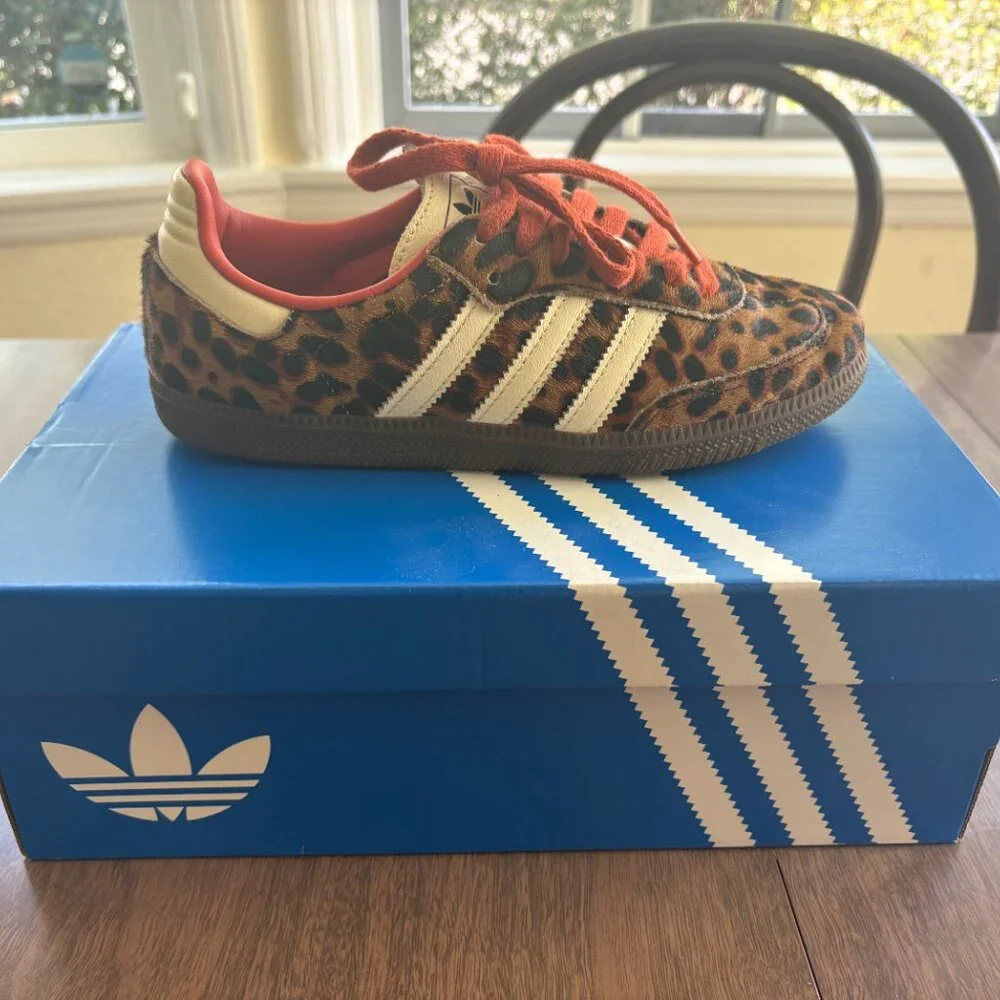 Adidas Originals Samba Sneakers in Leopard Print - Picture 3 of 8